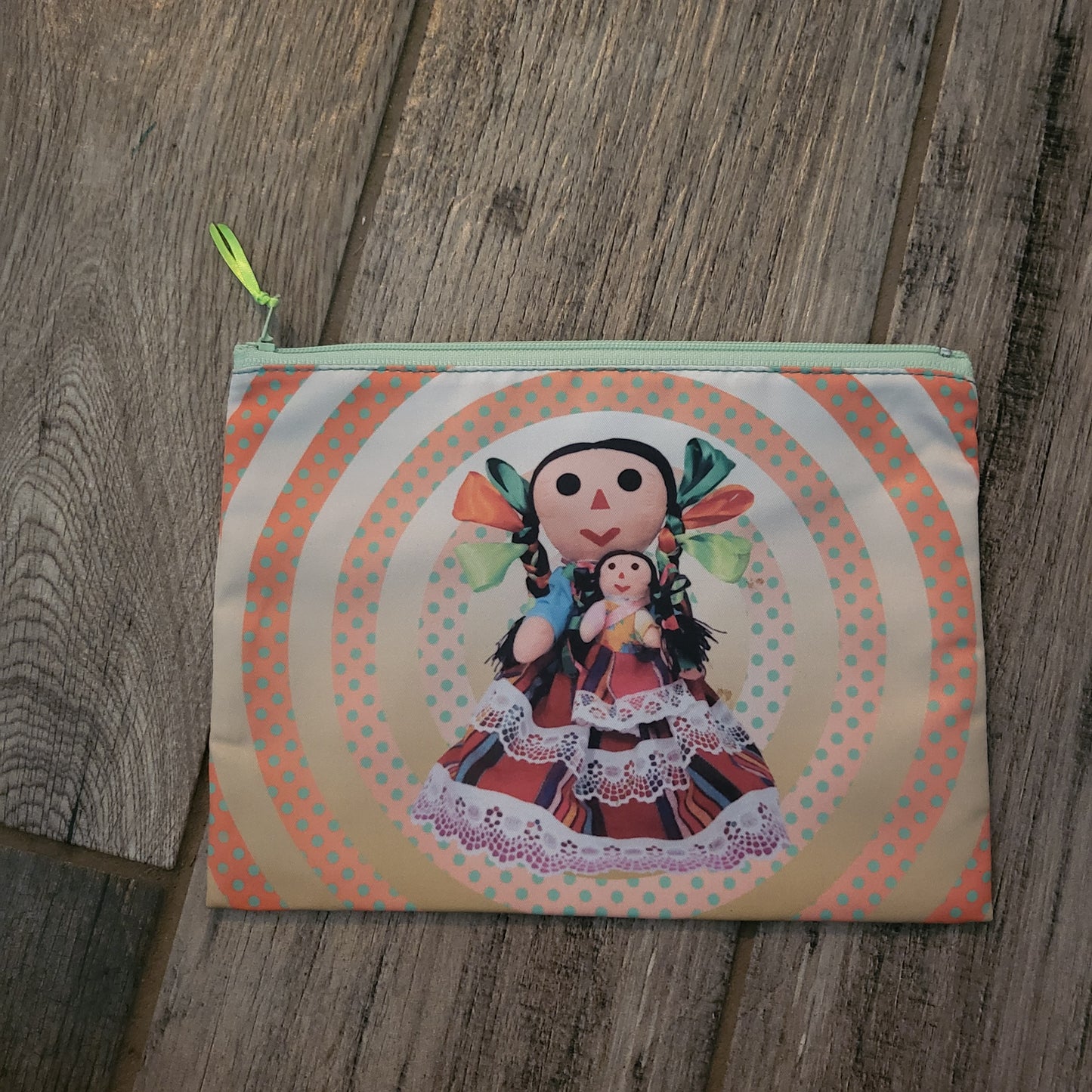 GRAPHIC COSMETIC BAG