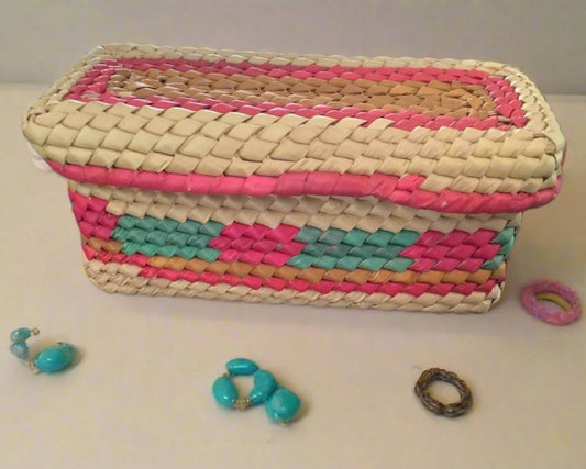 PALM LEAF WOVEN BASKET WITH LID (RECTANGULAR)