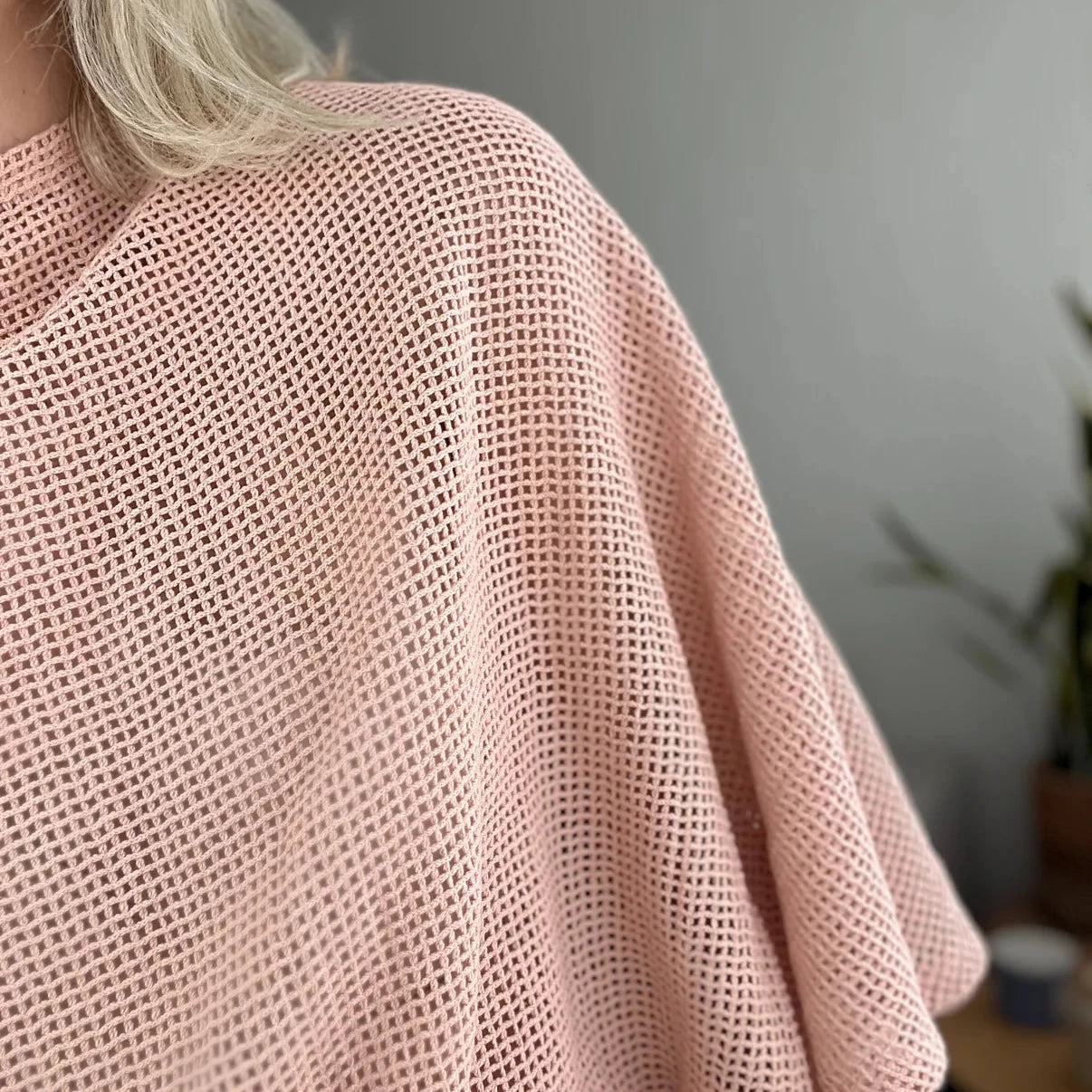 "MARIPOSA" ,OPEN-BACK COTTON NET BLOUSE